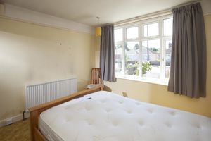 Bedroom- click for photo gallery